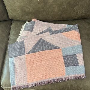 Madewell Geometric Pastel scarf
